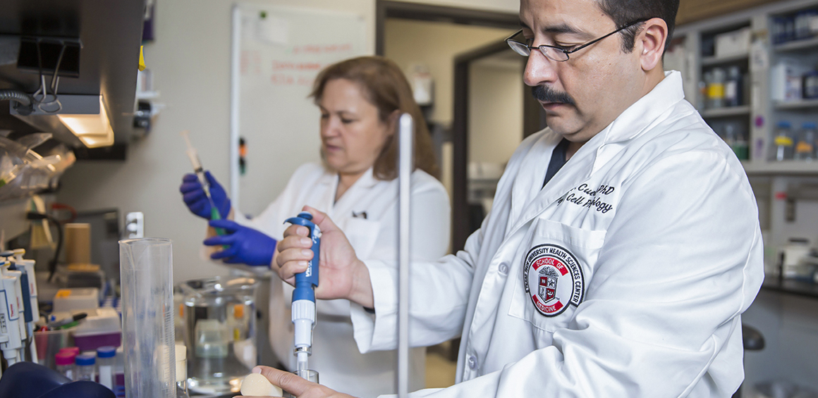 TTUHSC researchers in the lab