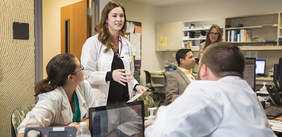 TTUHSC Residents in the clinic