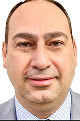Hayder Yasir headshot