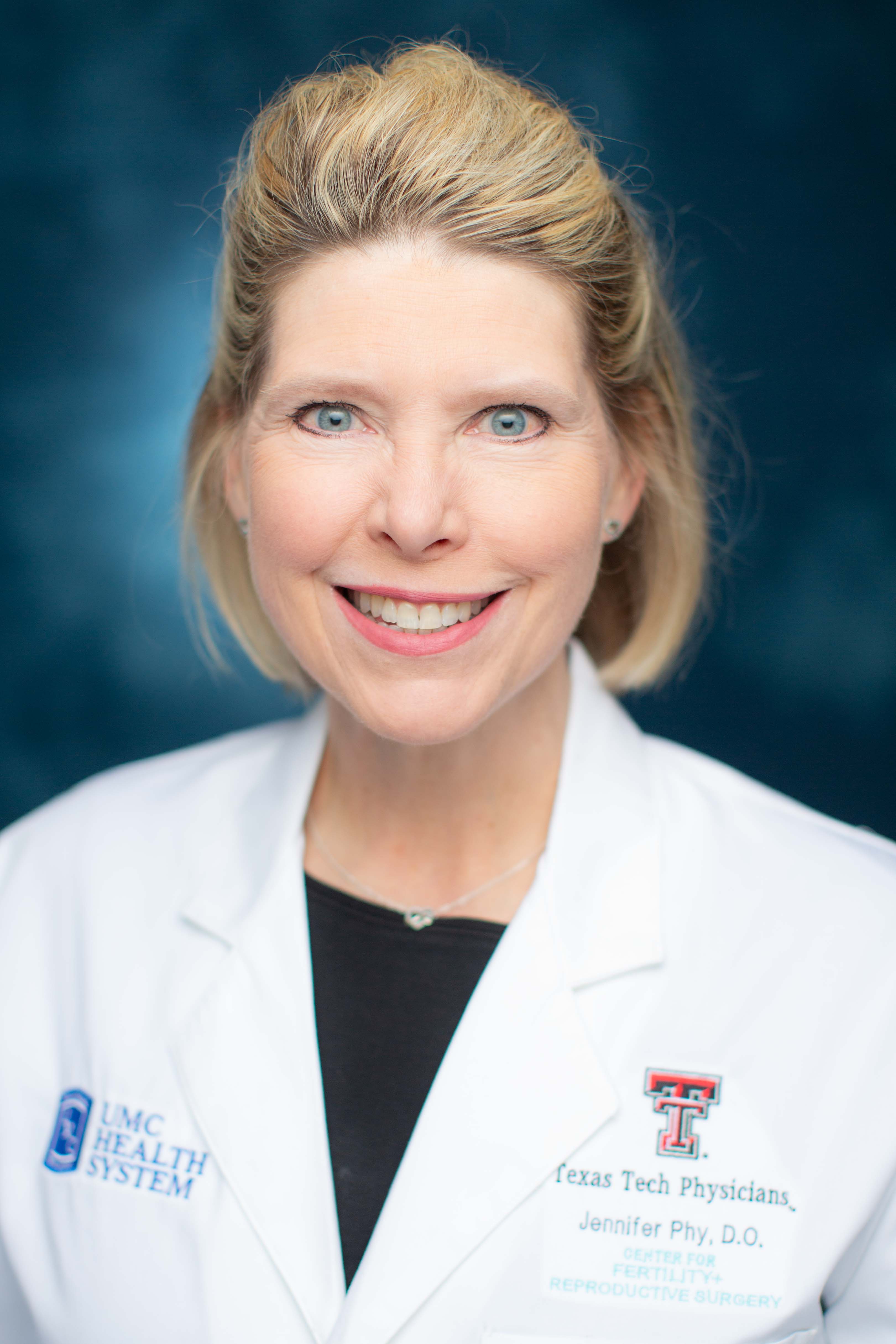 Jennifer Phy headshot