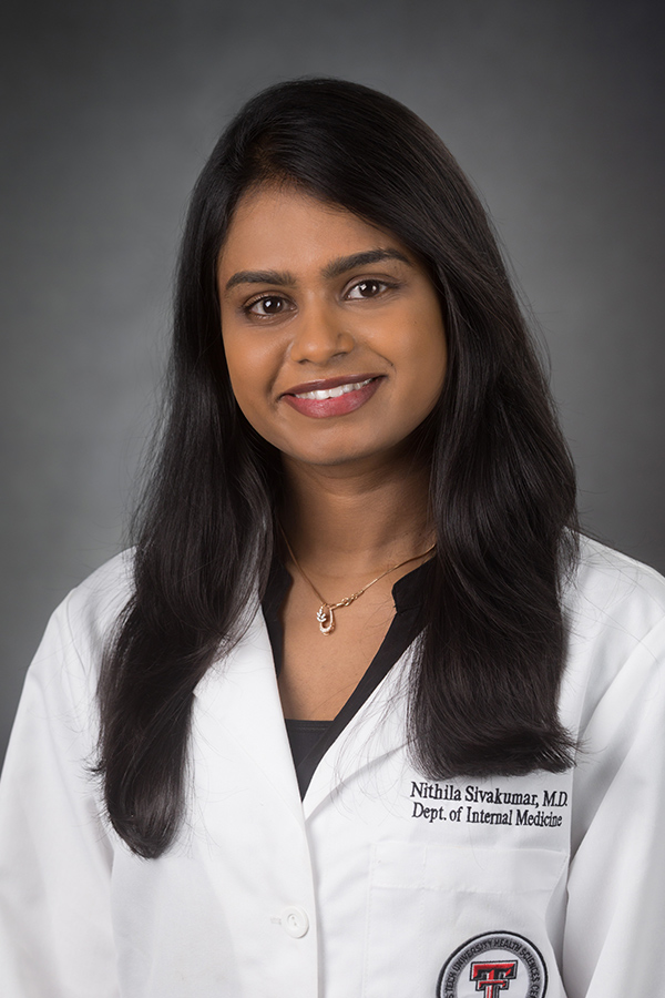 Nithila Sivakumar headshot
