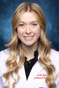 headshot of Ella Speck